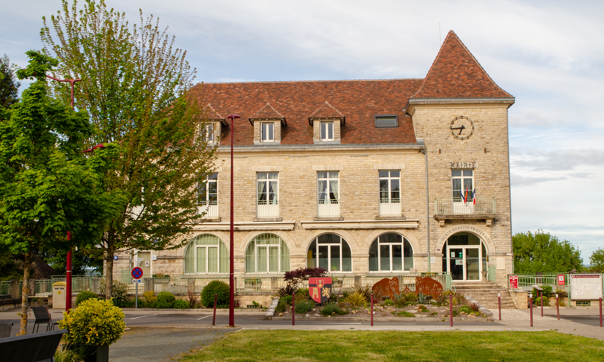 Mairie Rouffignac Dordogne Périgord